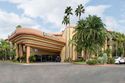 Embassy Suites Phoenix - Biltmore